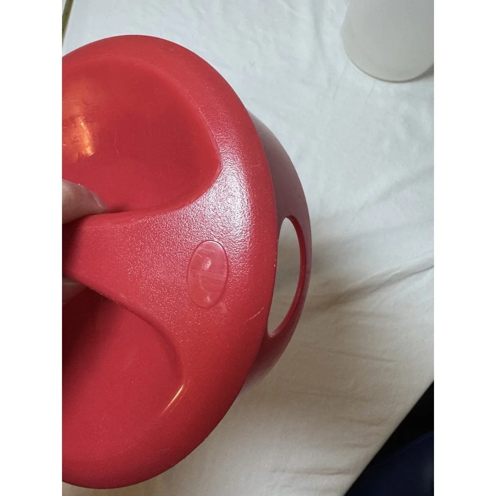 Rubbermaid 1 Gallon (3.8 Liter) Clear Pitcher W/ Red Lid 1A21 Made In USA Vtg